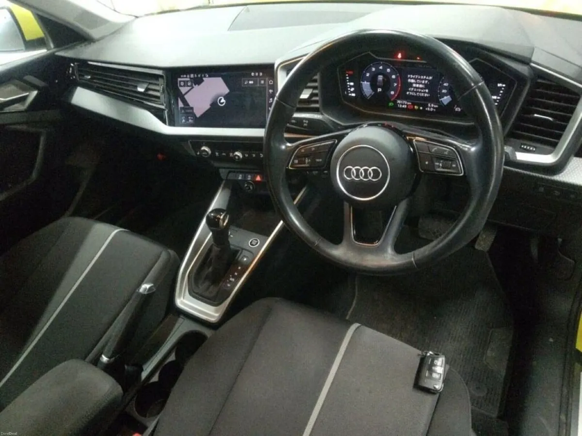 Audi A1 1.0 TFSI AUTOMATIC - YELLOW/BLACK TWO TONE - Image 3