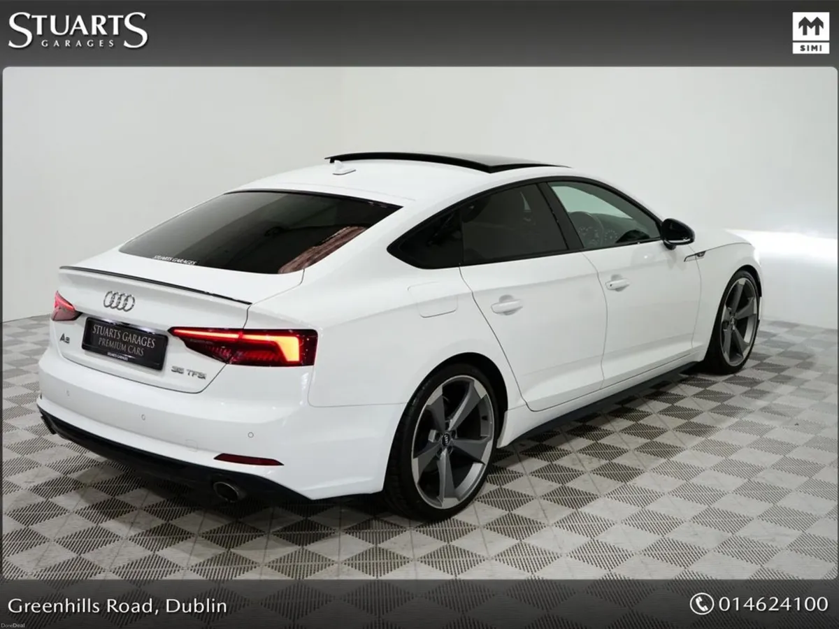 Audi A5 2.0 TFSI 35 (150) BLACK EDITION S LINE AUT - Image 2