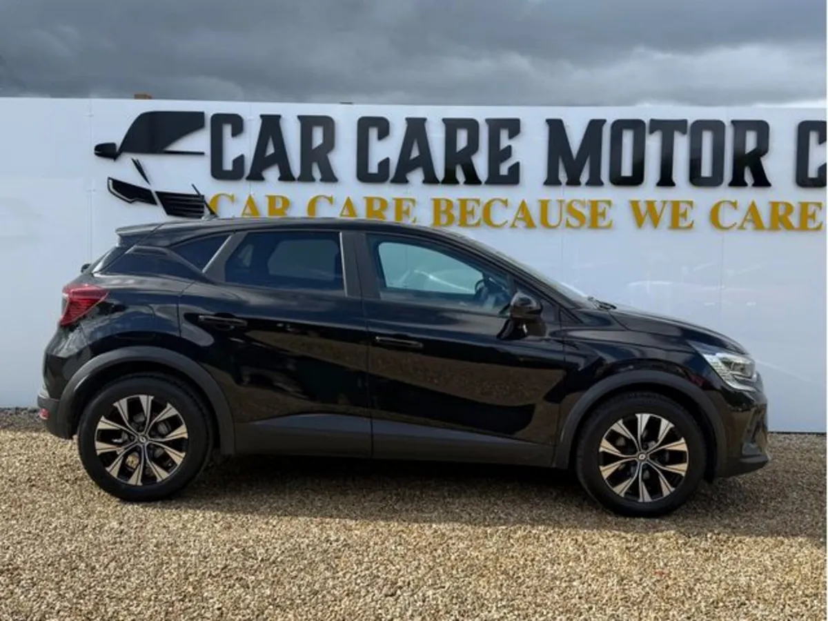 Renault Captur Evolution TCE 140 Auto MY23 5D - Image 2