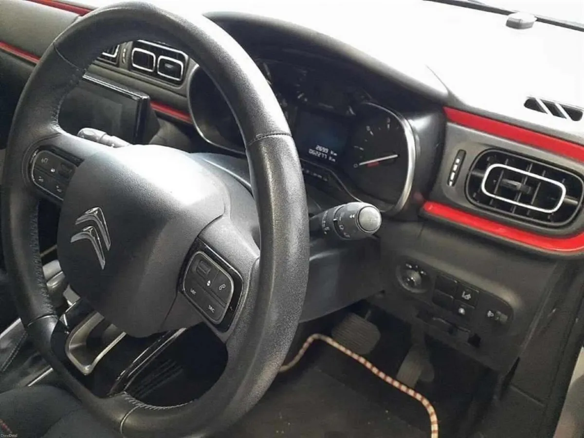 Citroen C3 1.2 AUTOMATIC - FACTORY ALLOYS - WHITE/ - Image 3