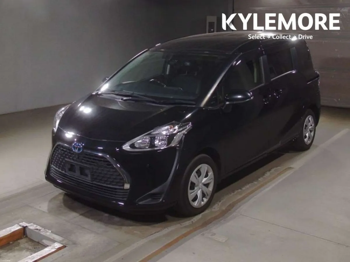 Toyota Sienta 1.5 HYBRID 7 SEATER - PUSH BUTTON ST - Image 1