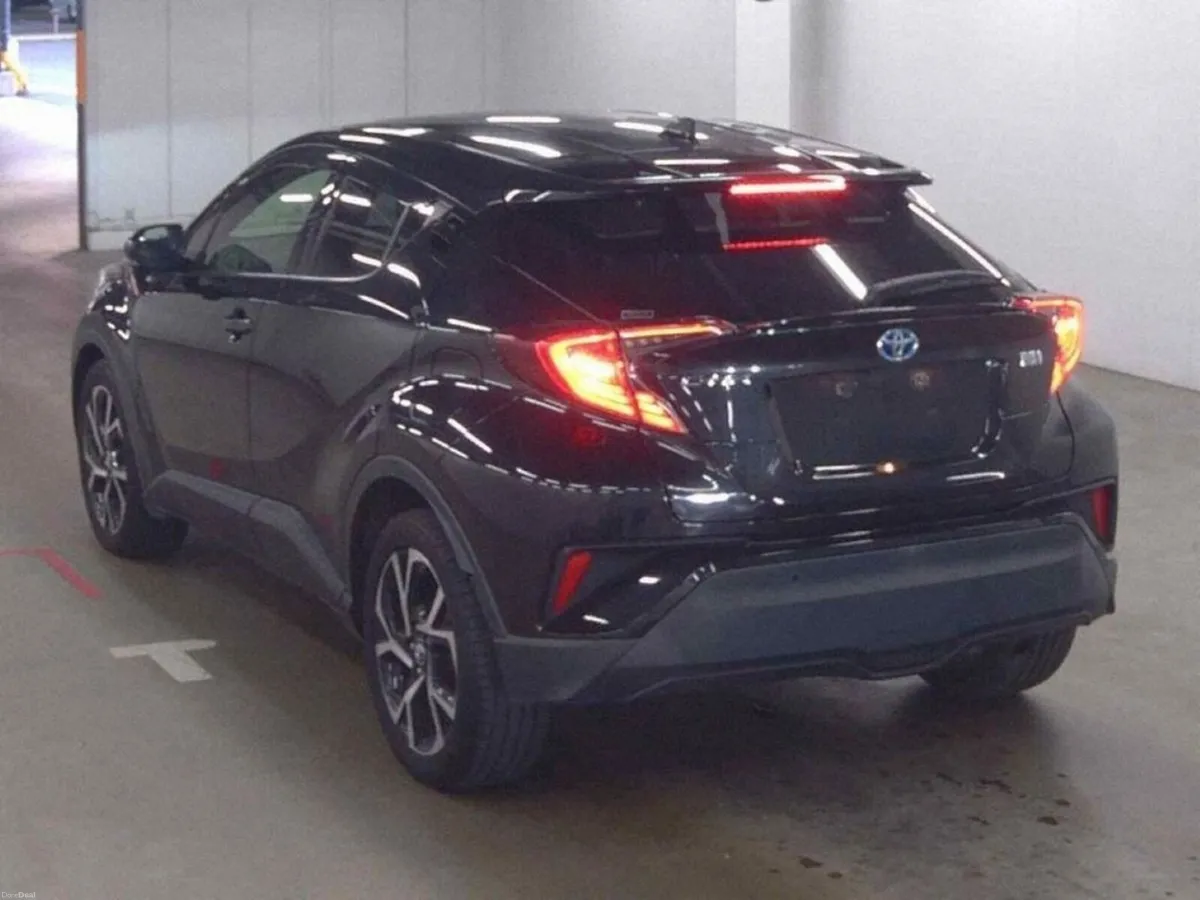 Toyota C-HR 1.8 HYBRID AUTOMATIC - G SPEC EDITION - Image 2