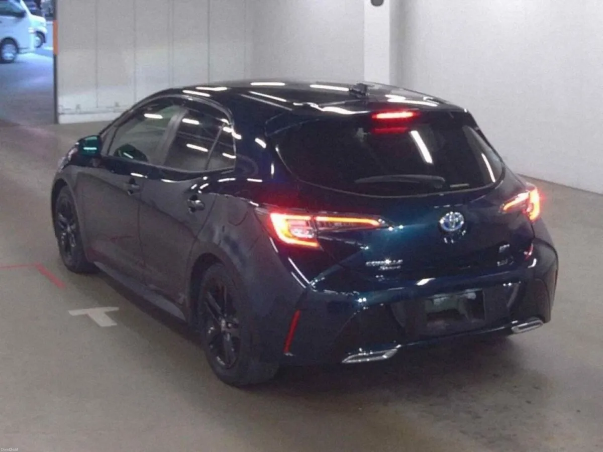 Toyota Corolla 1.8 HYBRID G STYLE PACKAGE - FACTOR - Image 2