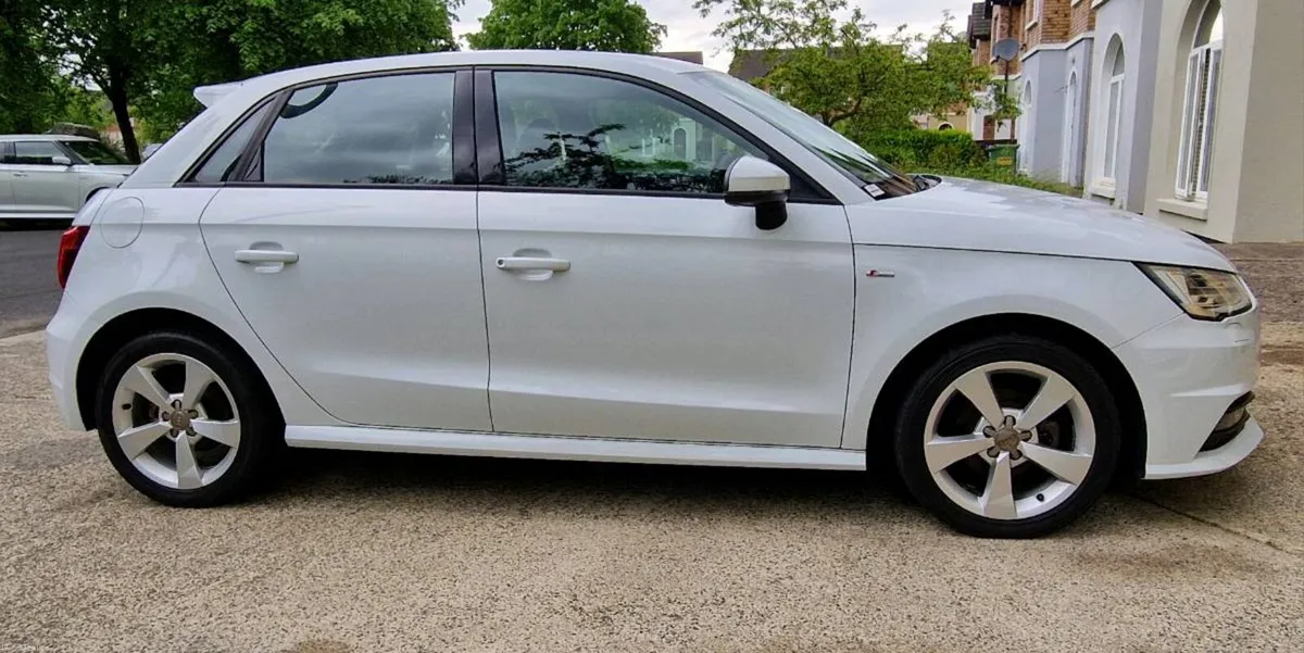 Audi A1 S-line 2015 First Edition  89k KMS - Image 4