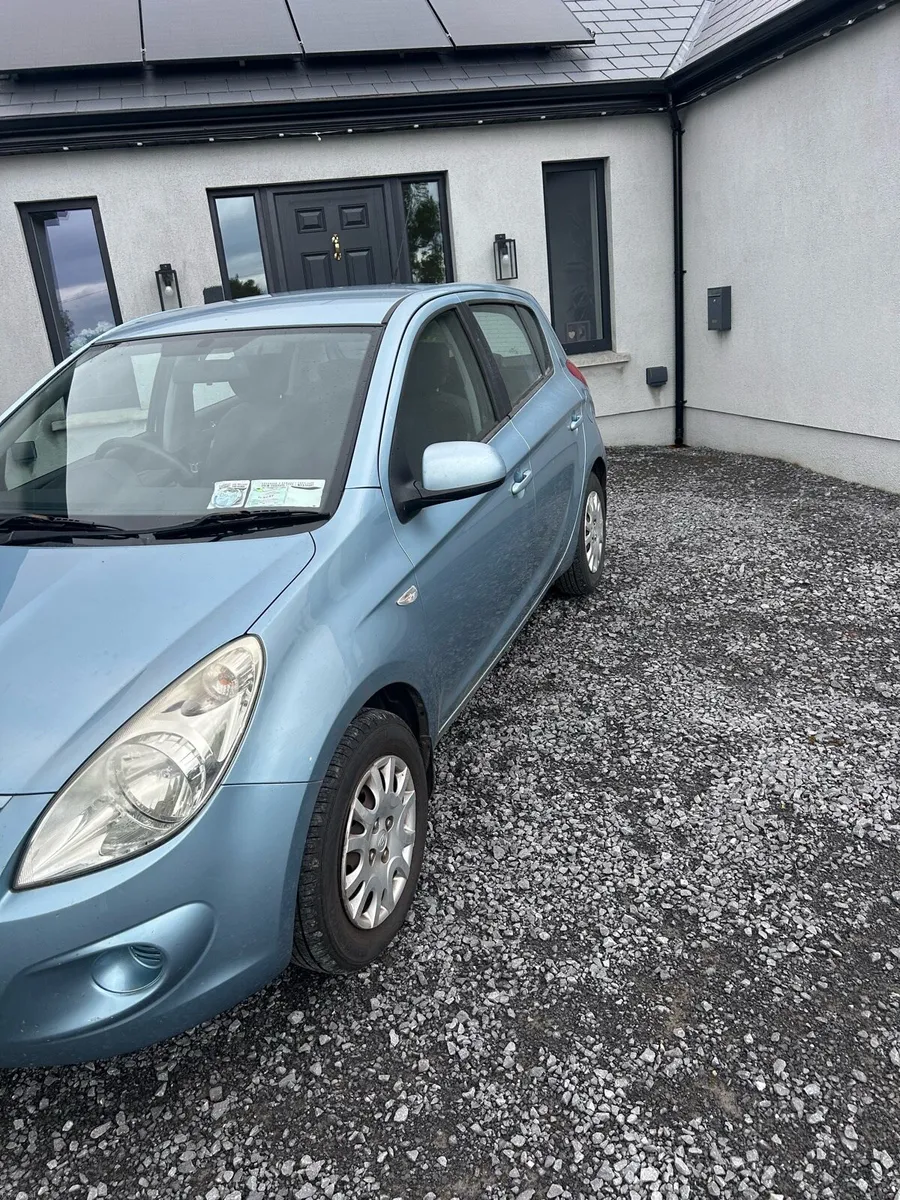 Hyundai I20 - Image 2
