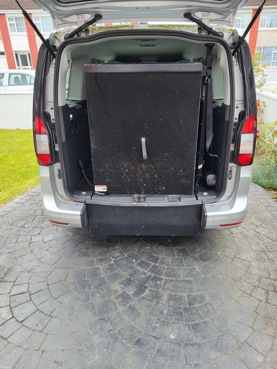 Ford Tourneo Connect 2023 Wheel Chair Taxi Spec - Image 2