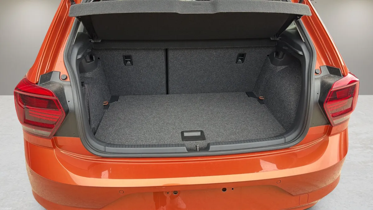 2019 VW Polo 1.0TSI AUTO /NEW MODEL ONLY 37,200KMS - Image 5