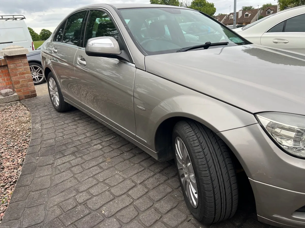 Mercedes-Benz C-Class 2008 - Image 4