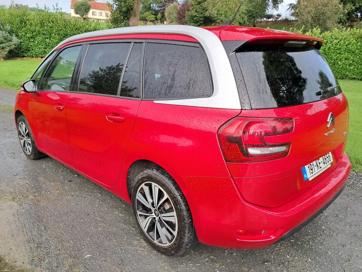 191 C4 1.2L AUTOMATIC 7 SEATER - Image 4