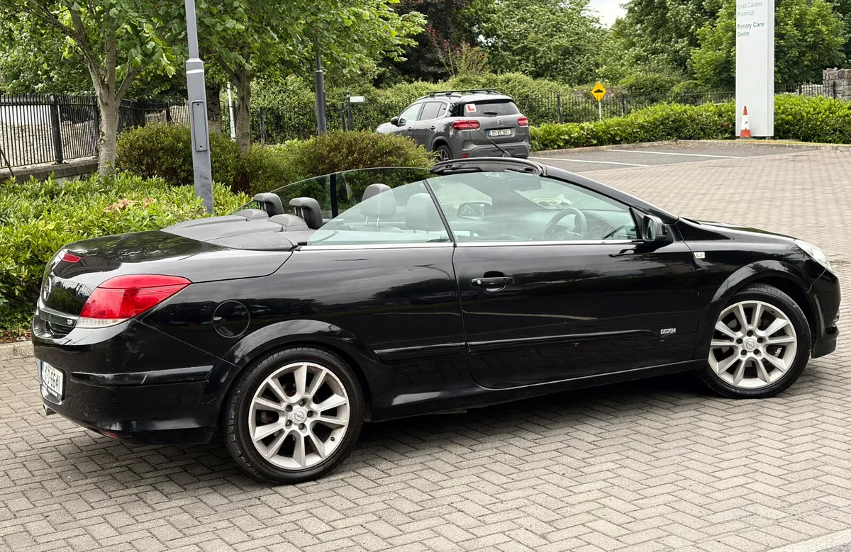 Opel Astra 2007 1.8 Petrol Cabriolet new nct 11/26 - Image 4