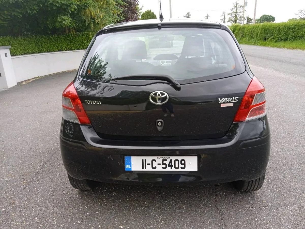 Car - Image 3
