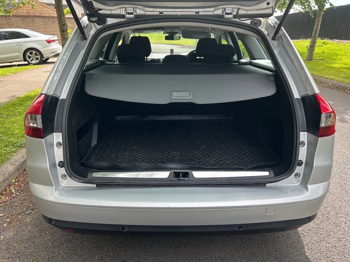 11 Citroen C5 1.6 Hdi VTR + Nav ( New Nct )Estate - Image 4
