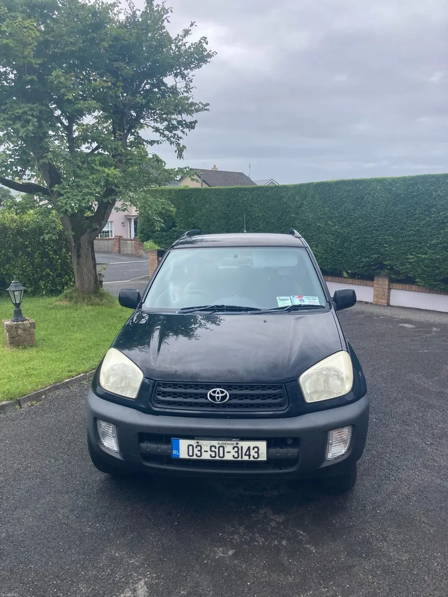 Toyota RAV4 - Image 2