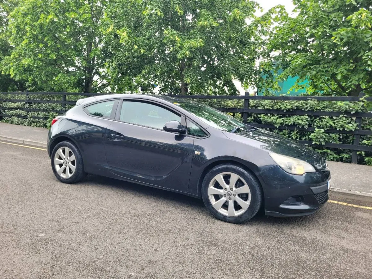 2012 OPEL ASTRA SRI SPORT 1.7 CDTI. - Image 4