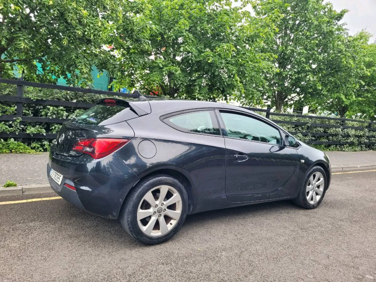 2012 OPEL ASTRA SRI SPORT 1.7 CDTI. - Image 3