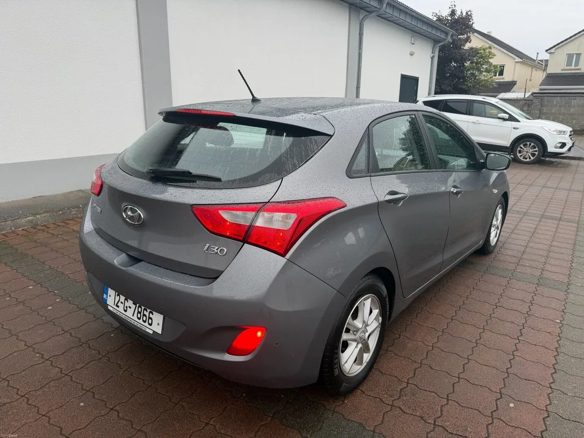 2012 HYUNDAI I30 NEW NCT 7-27 - Image 4