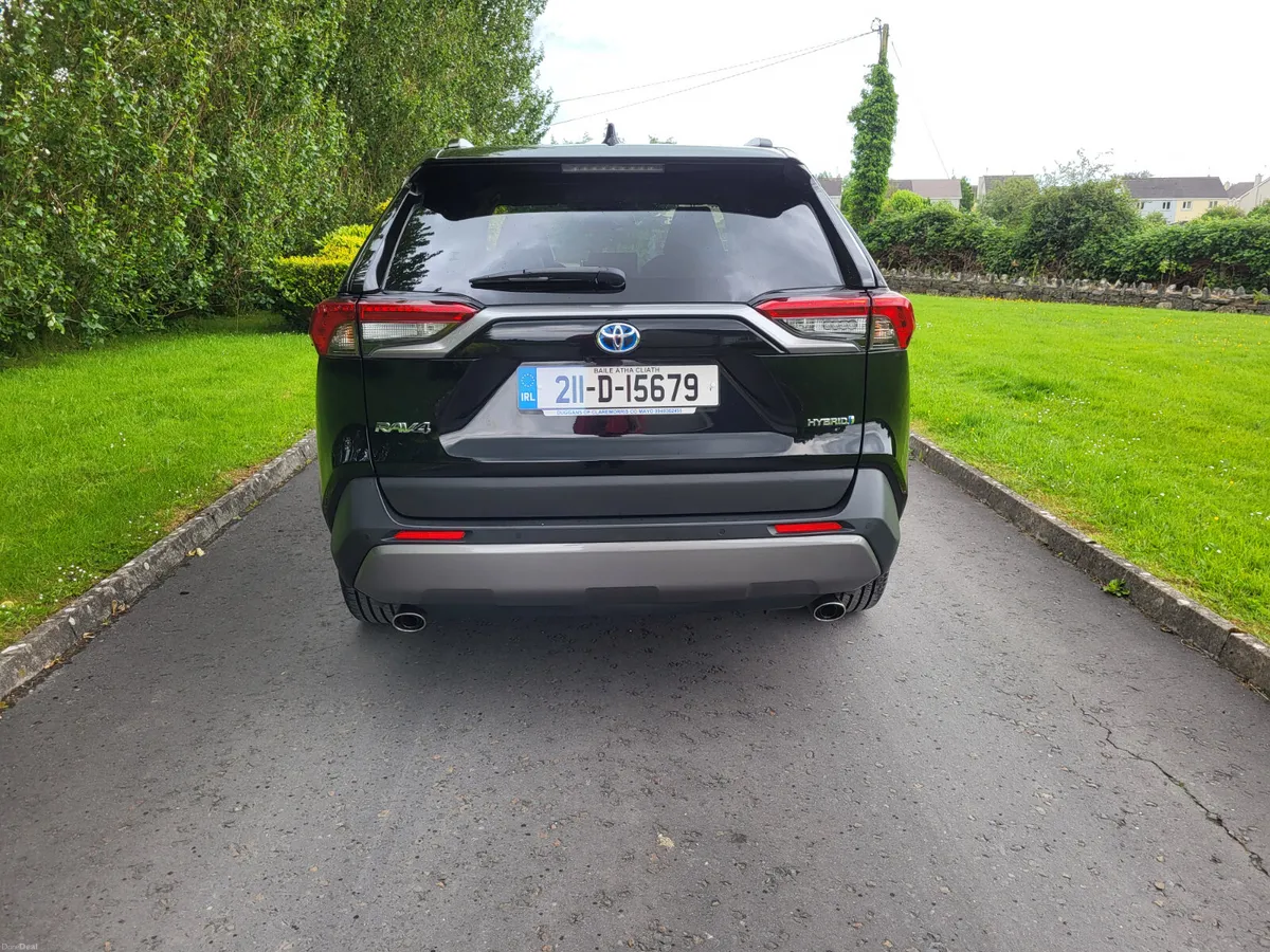 Toyota RAV4  SOL.  HYBRID    LOW KMS - Image 4
