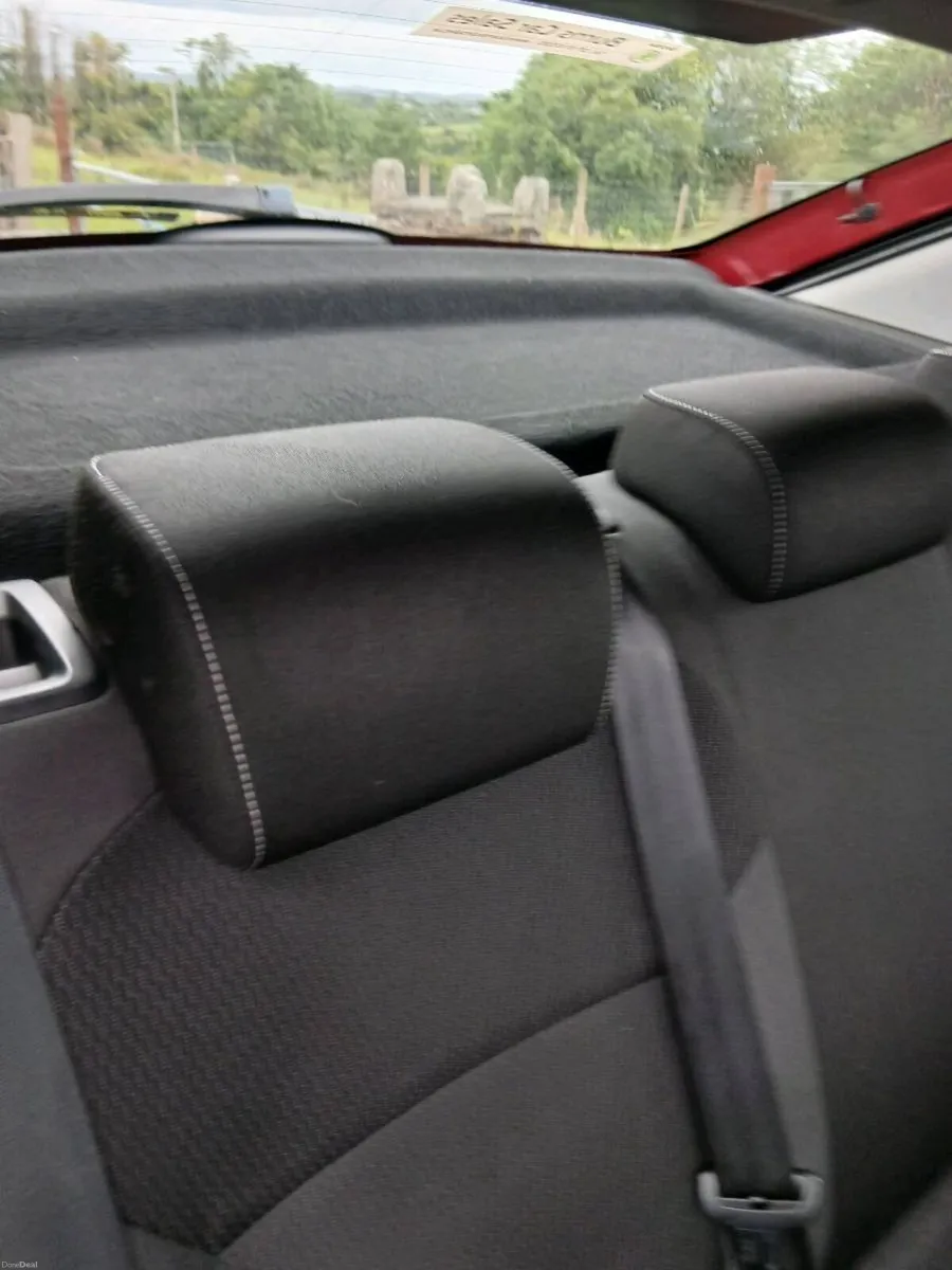 Car - Image 6