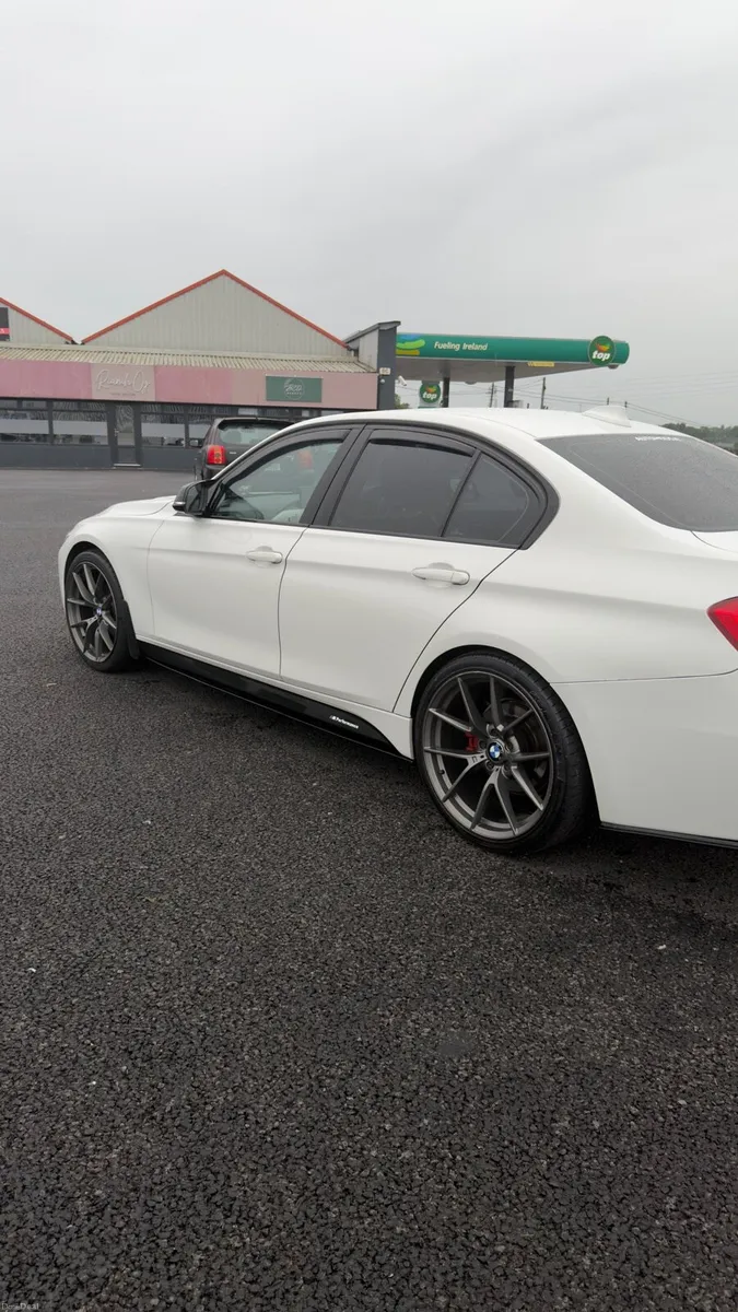 BMW 318d manual 162k km - Image 3