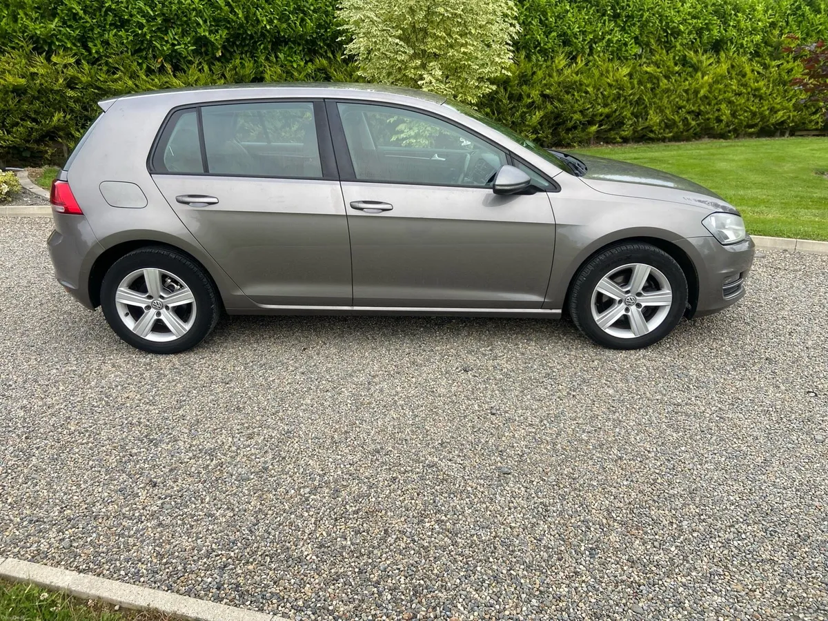 2014 VOLKSWAGEN GOLF 1.6 HIGHLINE - Image 2