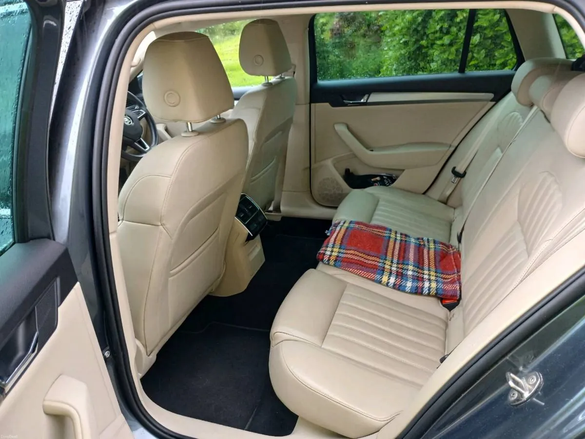 Skoda Superb Estate Style Low Mileage - Image 4