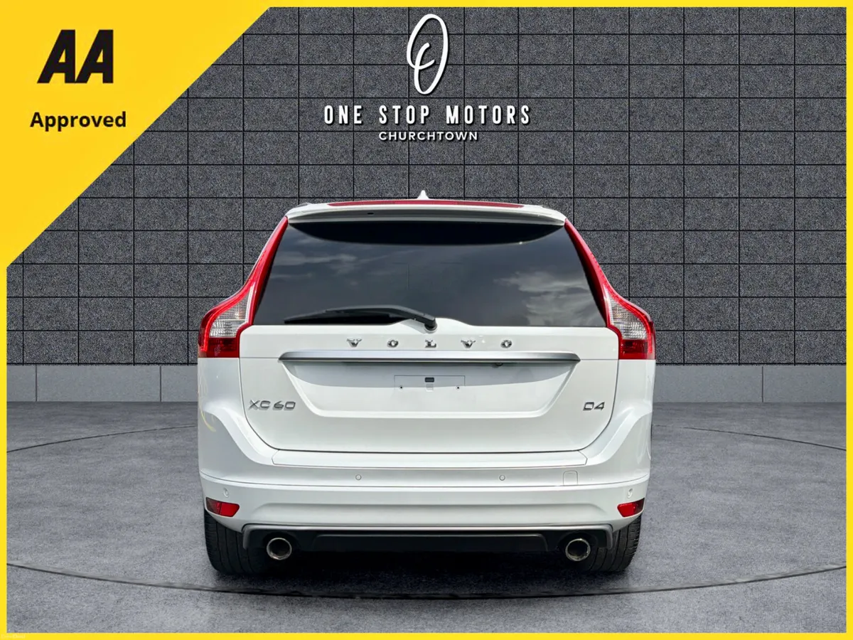 2016 Volvo XC60 D4 *R-DESIGN*2.0L DIESEL AUTOMATIC - Image 6