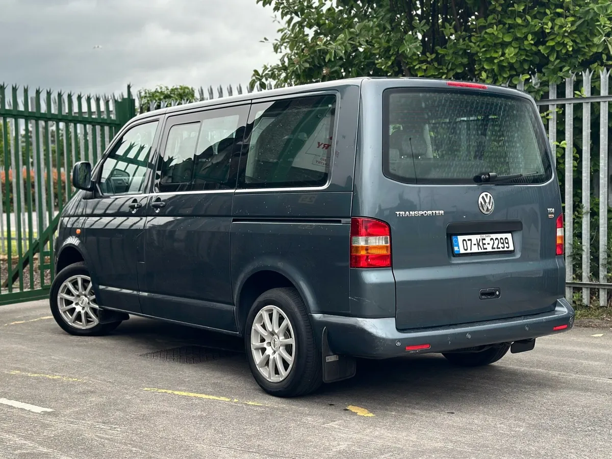 2007 Volkswagen Transporter Shuttle 9 Seater - Image 4