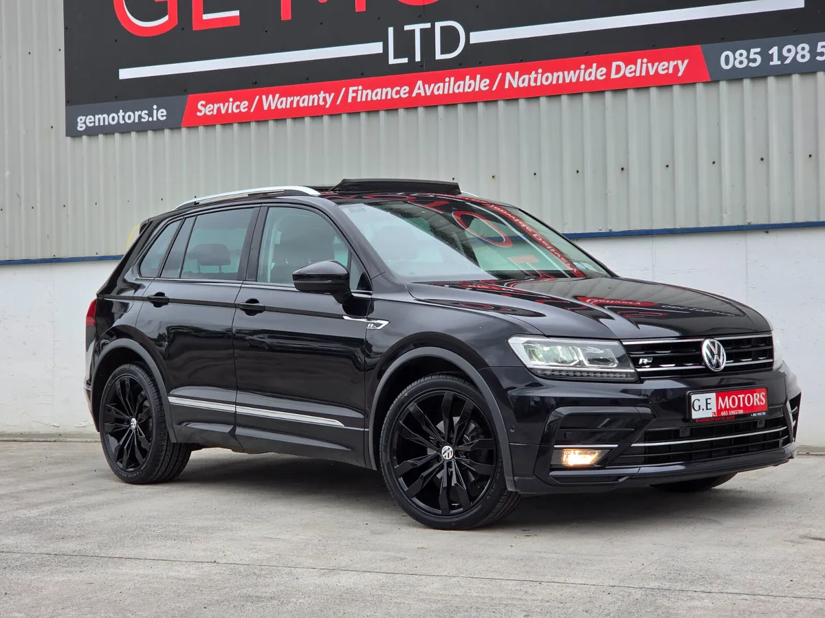 2019 VW TIGUAN R LINE  MINT CONDITION - Image 3