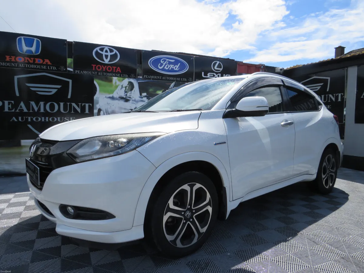 2015 HONDA VEZEL PETROL HYBRID JEEP - Image 1
