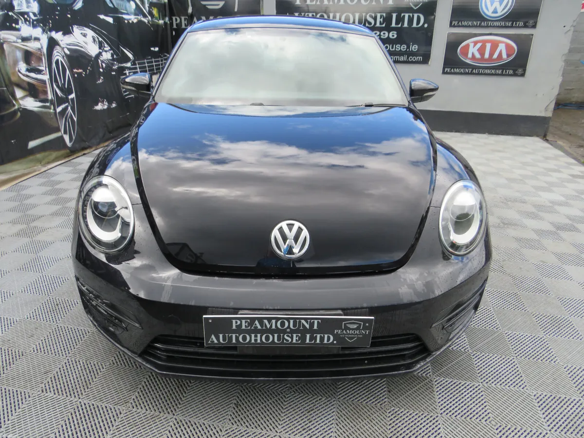 2017 VW BEETLE 1.2 TSI AUTOMATIC IN BLACK - Image 5