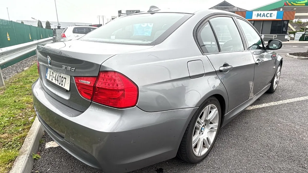 BMW 3-Series M- Sport 2.0 L Taxed/NCT’d - Image 3