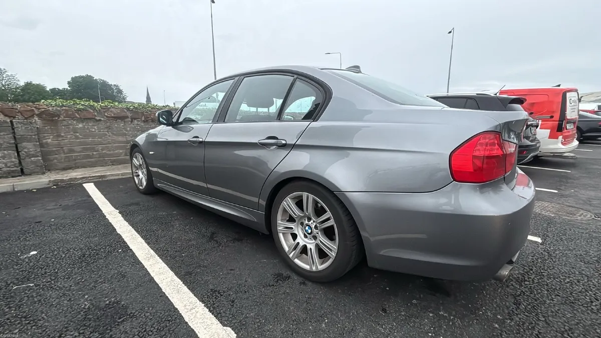 BMW 3-Series M- Sport 2.0 L Taxed/NCT’d - Image 4