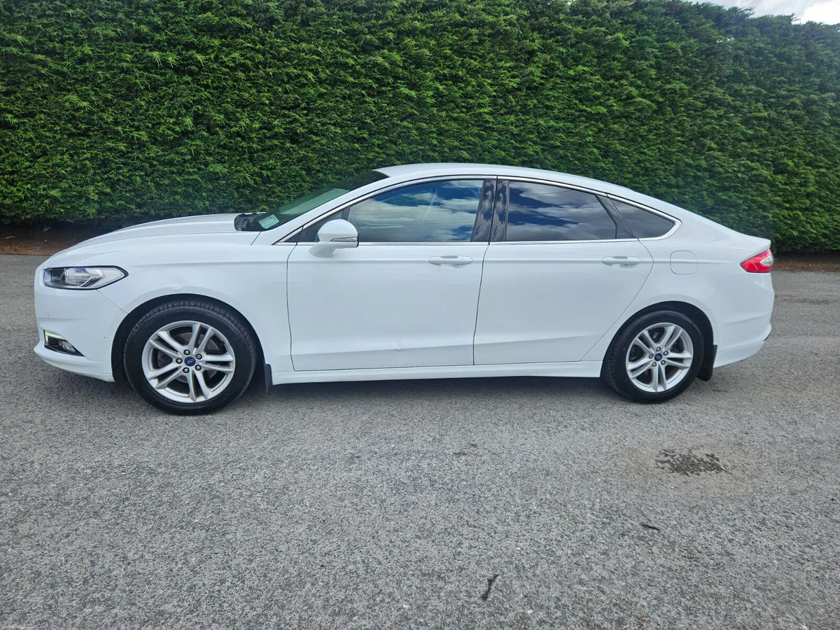 Ford Mondeo 2018 1.5 tdci titanium 120 - Image 3