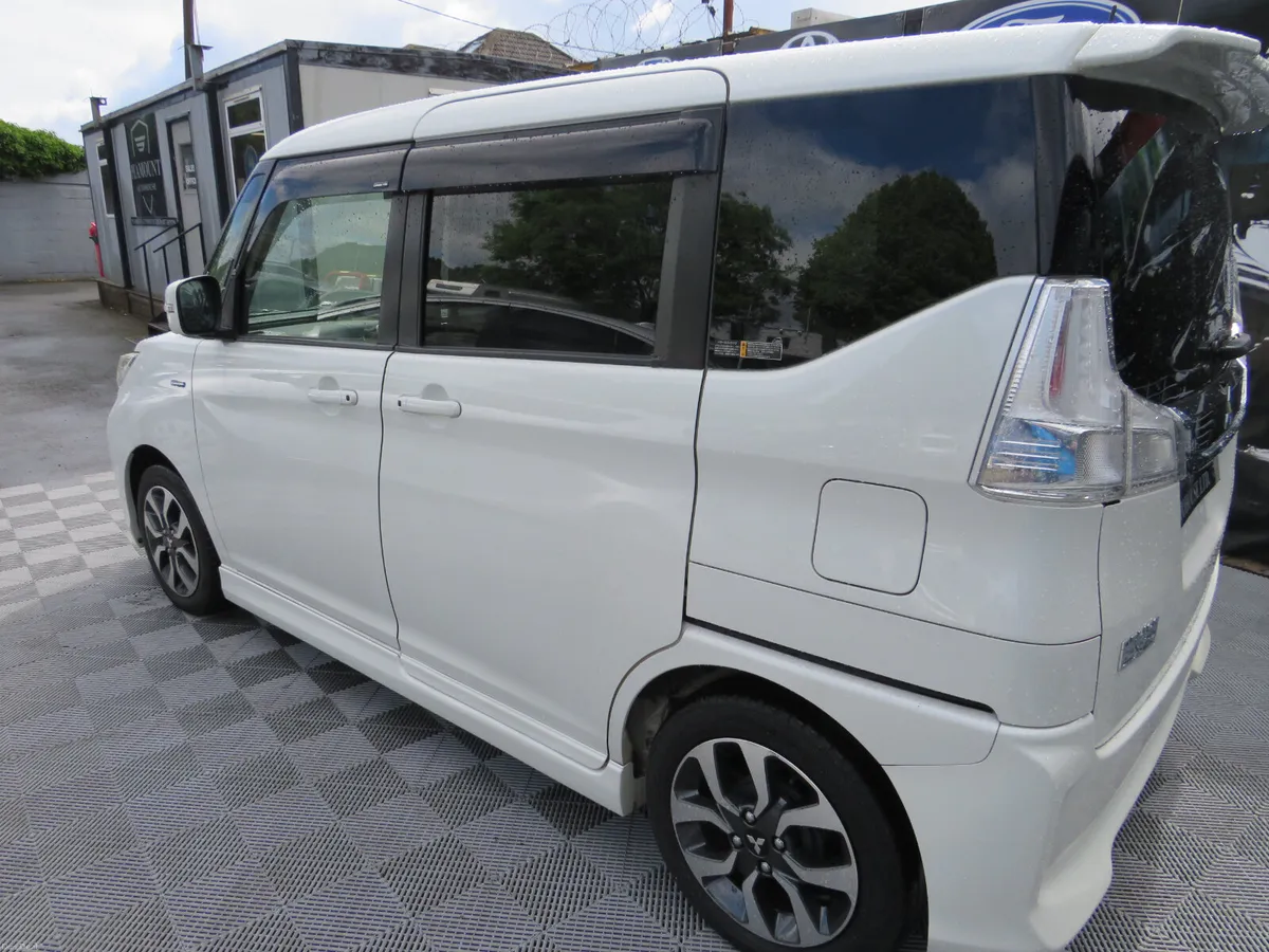 2017 MITSUBISHI DELICA 2 HYBRID AUTOMATIC - Image 6