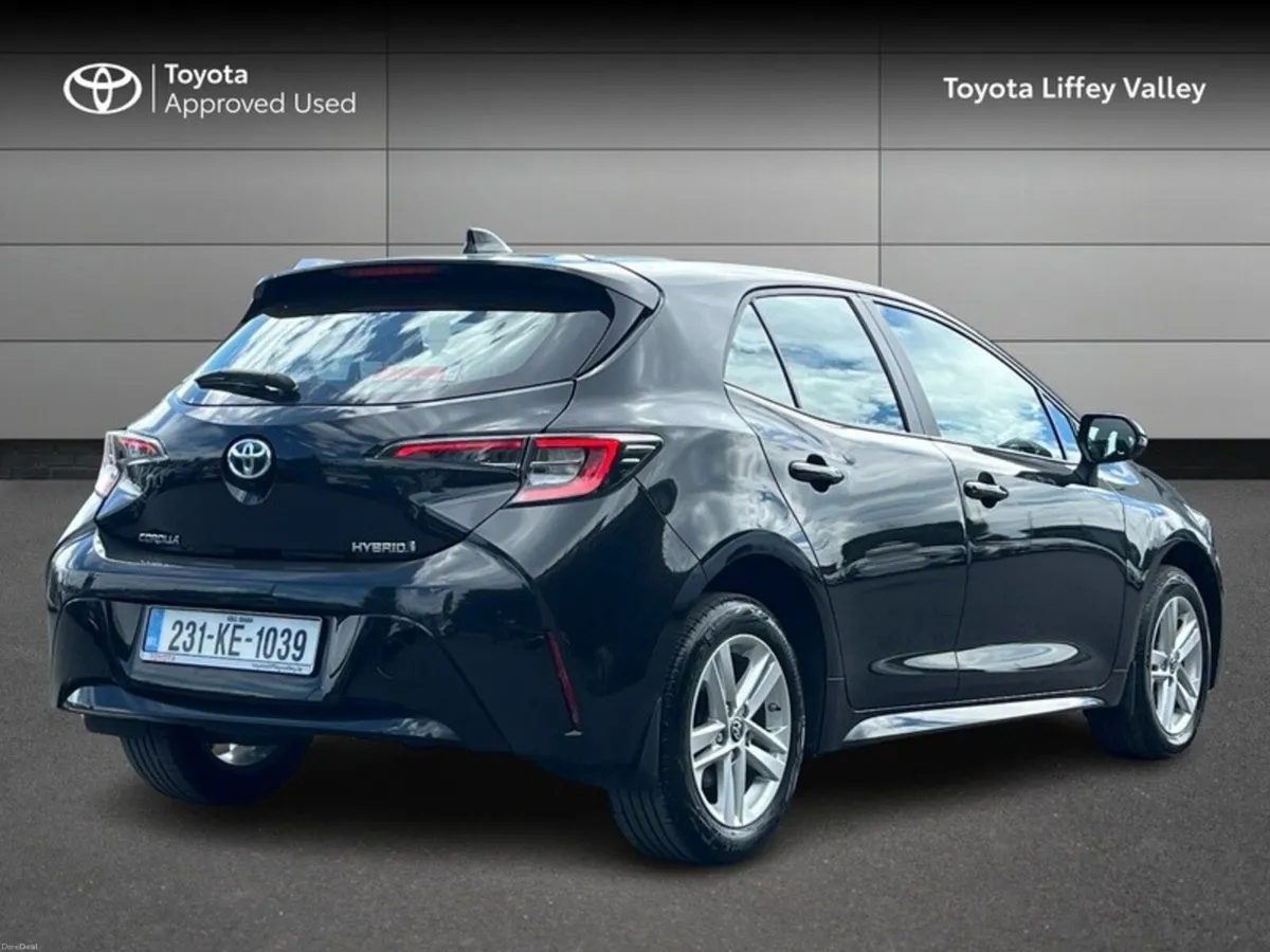 Toyota Corolla COROLLA HYBRID LUNA H/B - Image 2