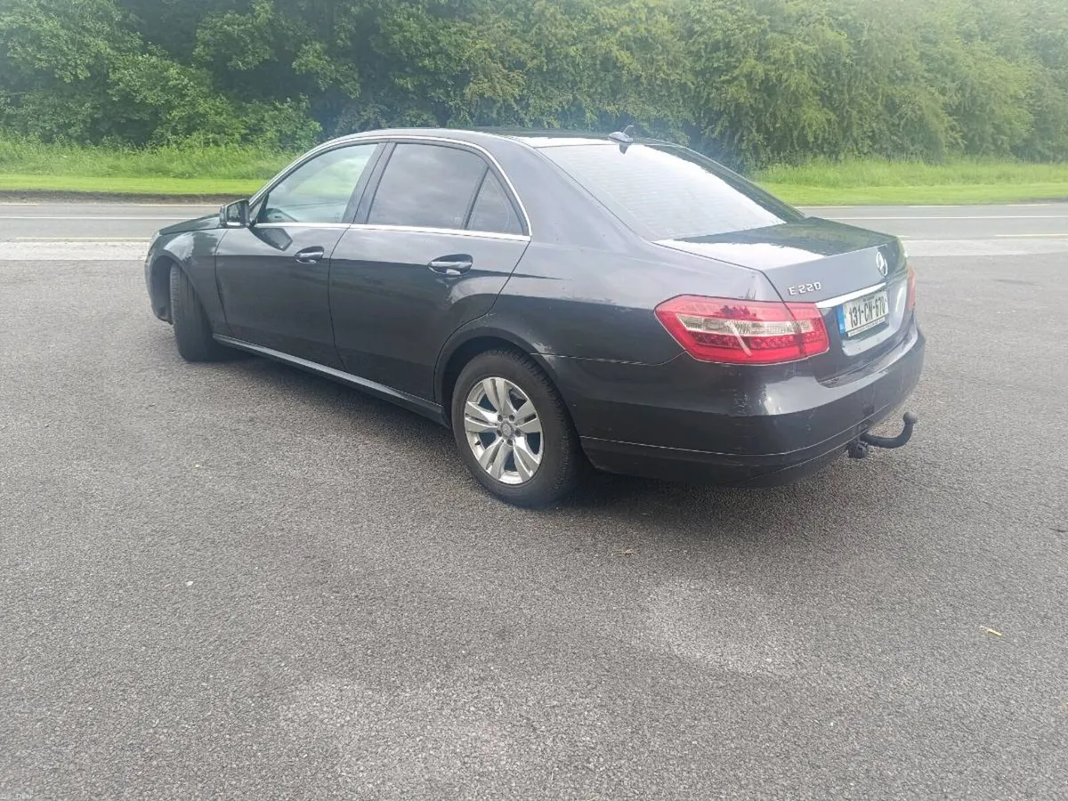 2013 Mercedes e220cdi for Sale - Image 5