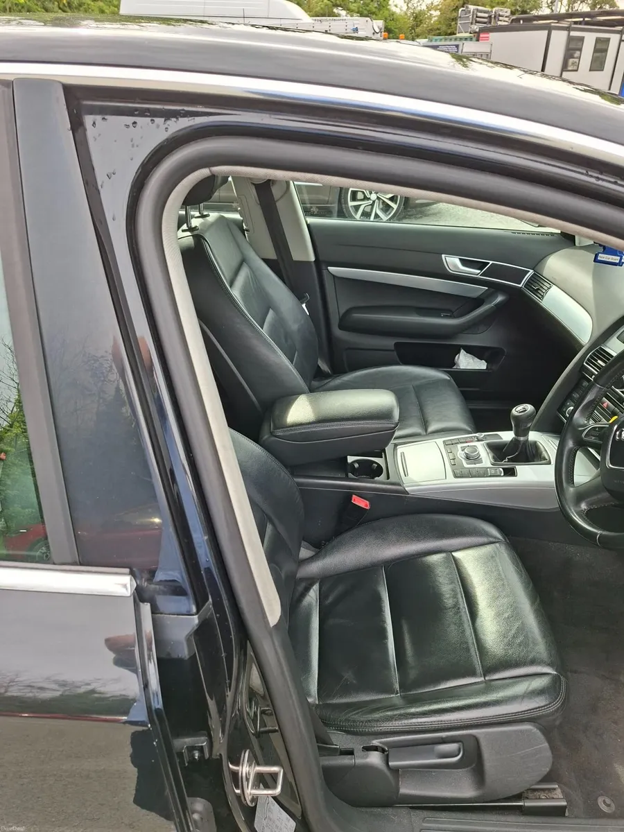 Audi A6 2010 - Image 4
