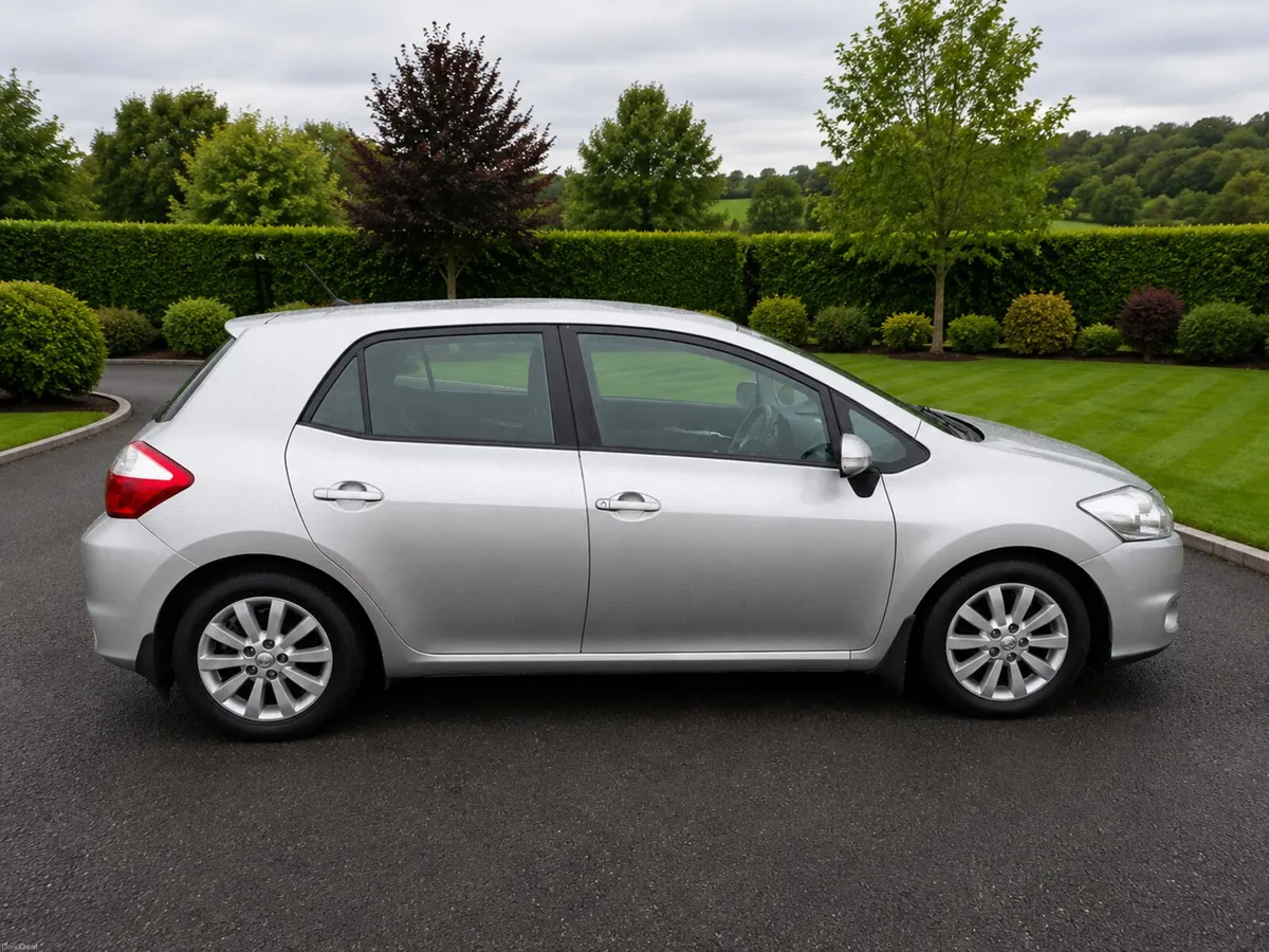2012 Toyota Auris Low Mileage NCT and TAX - Image 2