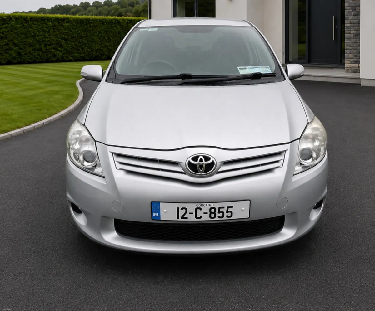 2012 Toyota Auris Low Mileage NCT and TAX - Image 4