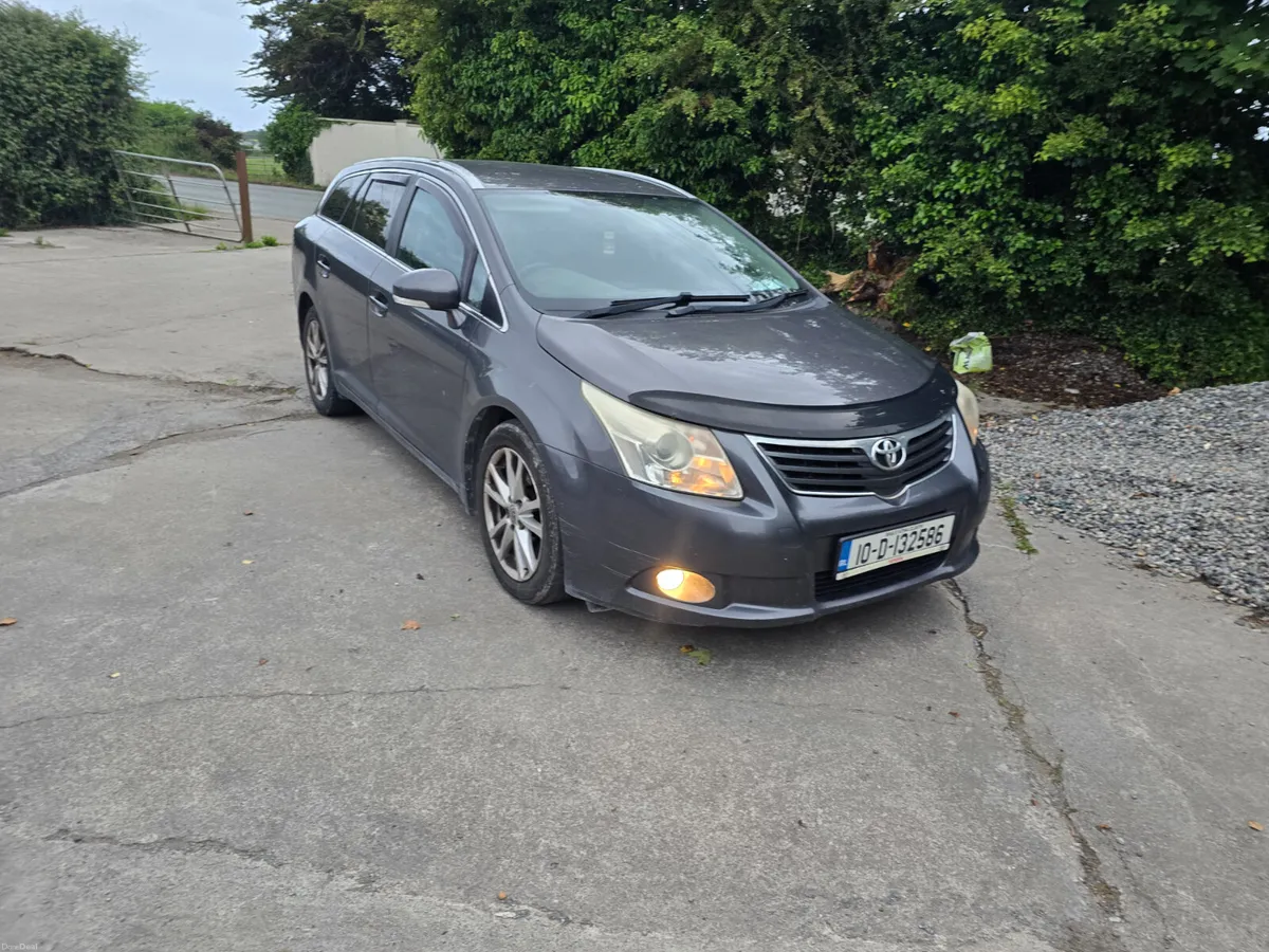 €1333 Toyota Avensis 2010 diesel   .€1333 - Image 2