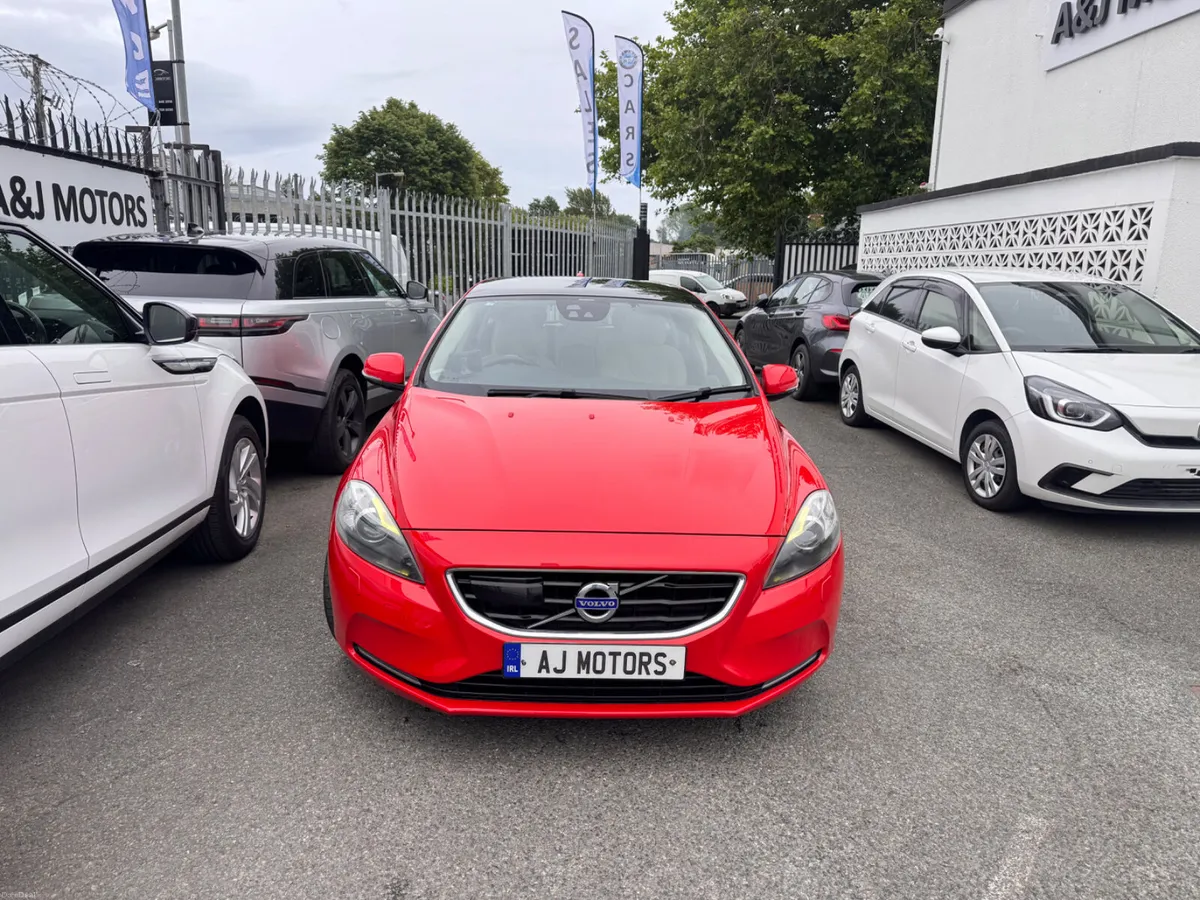 13 VOLVO 1.6 AUTO GLASS ROOF - Image 4