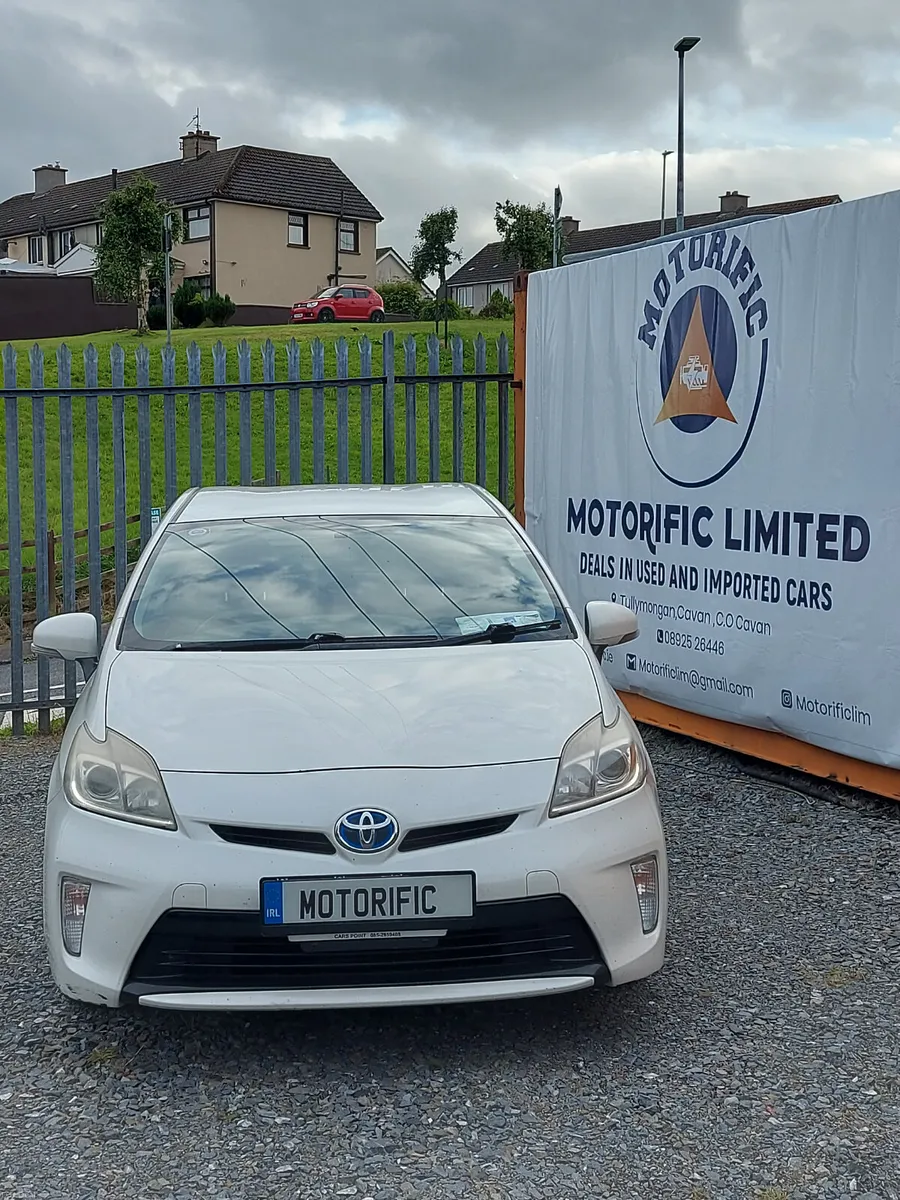 Toyota Prius 2013 | Rev Camera | New NCT - Image 1