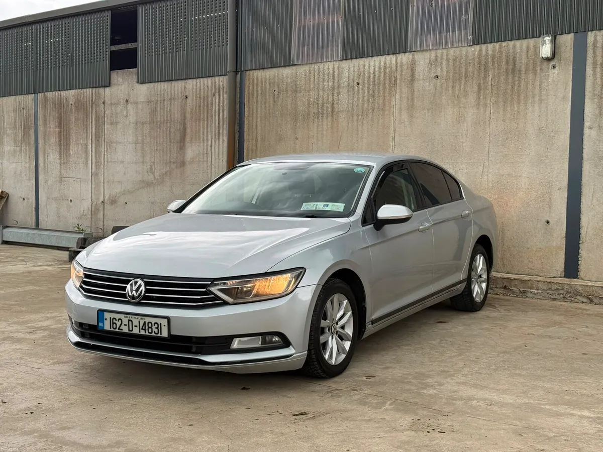 Volkswagen Passat 2016 - Image 4