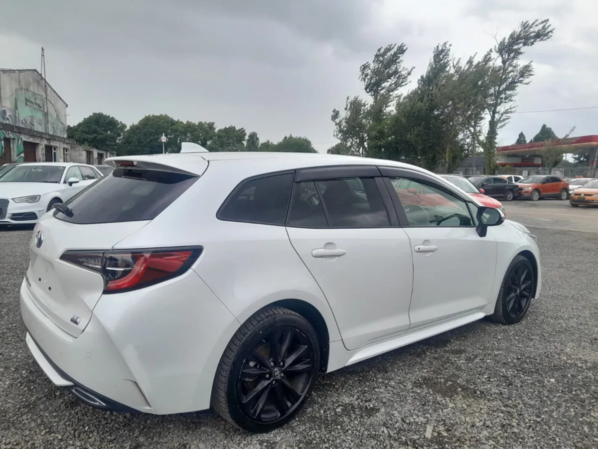 Toyota Corolla Touring 1.8 Petrol Hybrid Auto - lo - Image 3