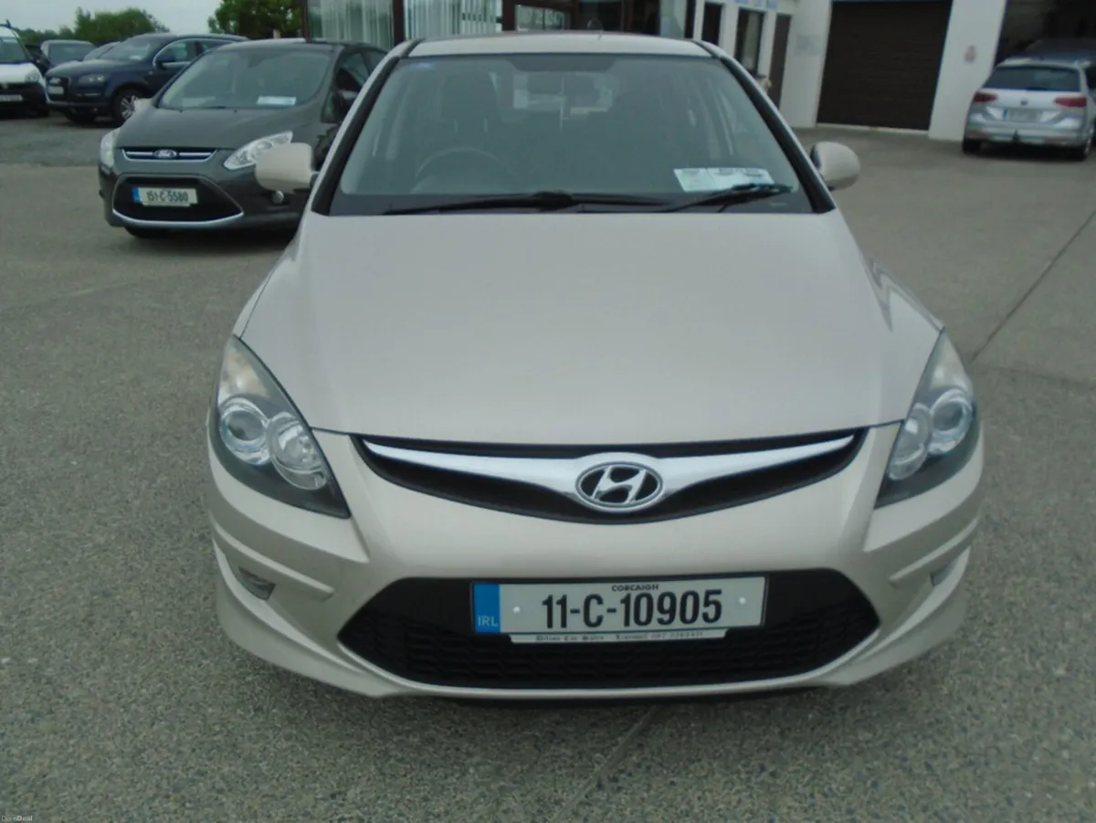 Hyundai i30 1.6 DELUXE D 5DR - Image 5