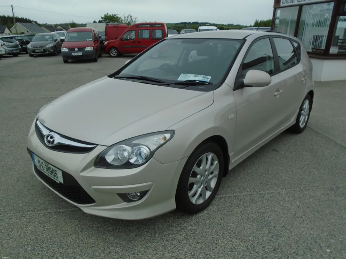Hyundai i30 1.6 DELUXE D 5DR - Image 6