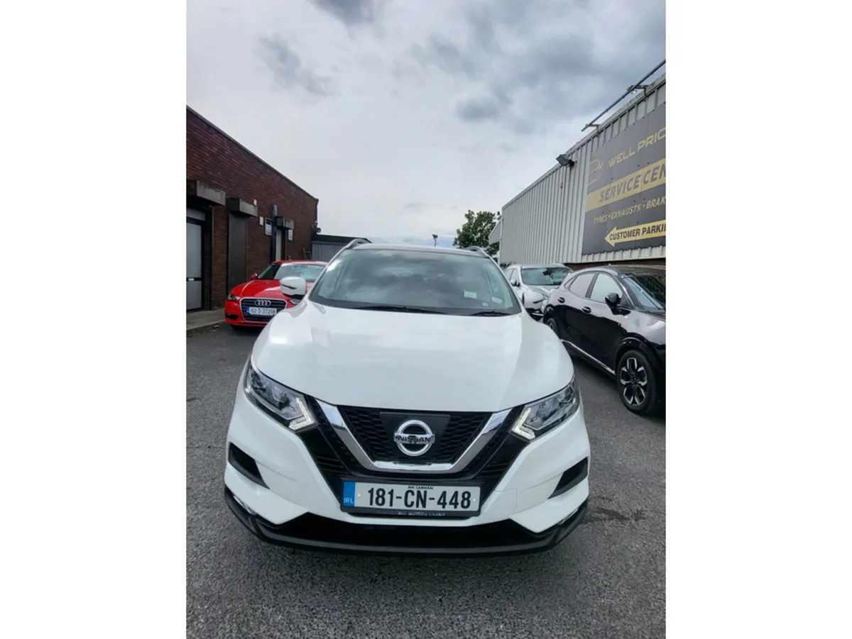 Nissan Qashqai 1.5 SV 18 4DR - Image 4