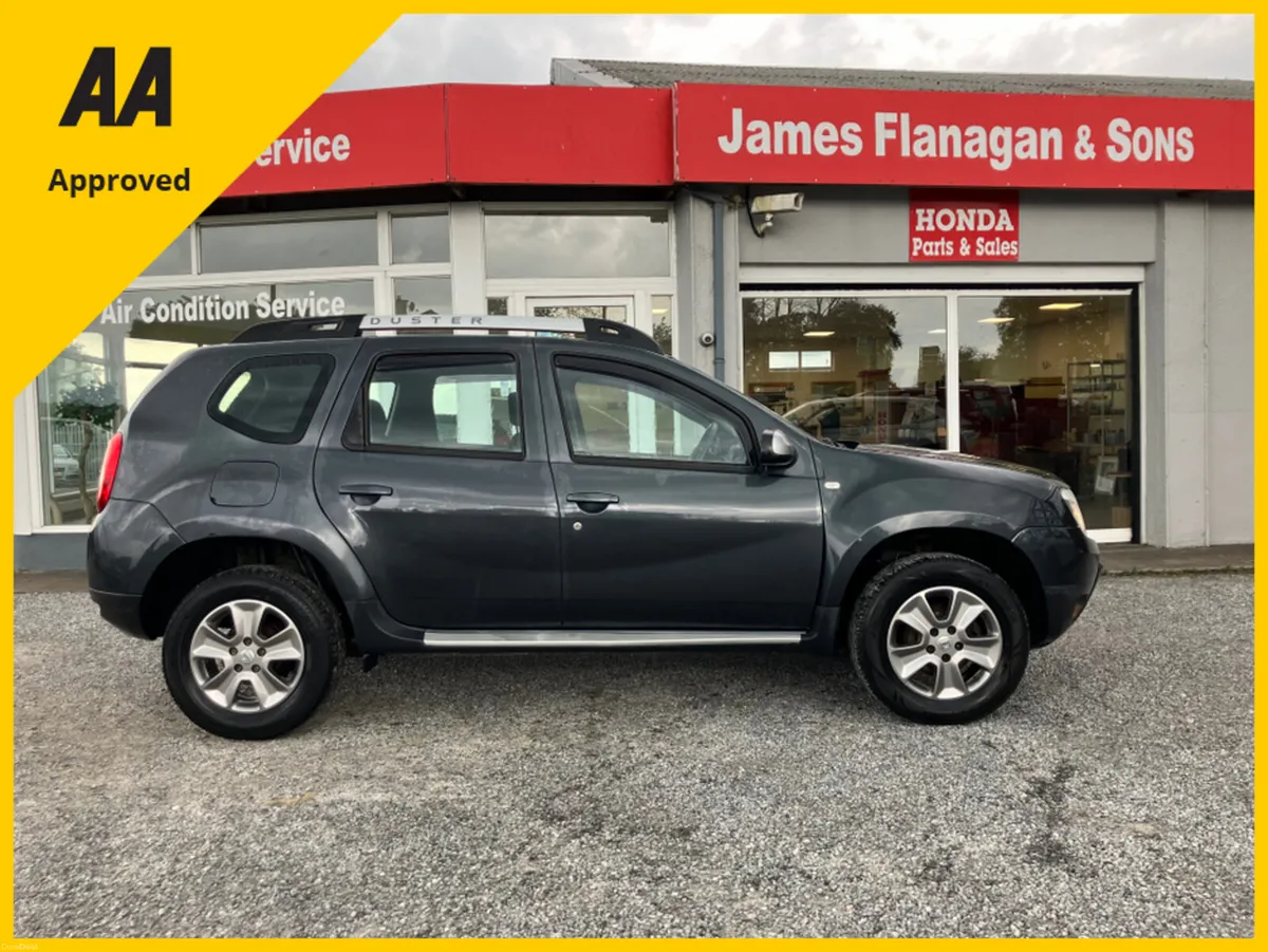Dacia Duster SIGNATURE 1.5 DCI 110 4X 4DR - Image 3