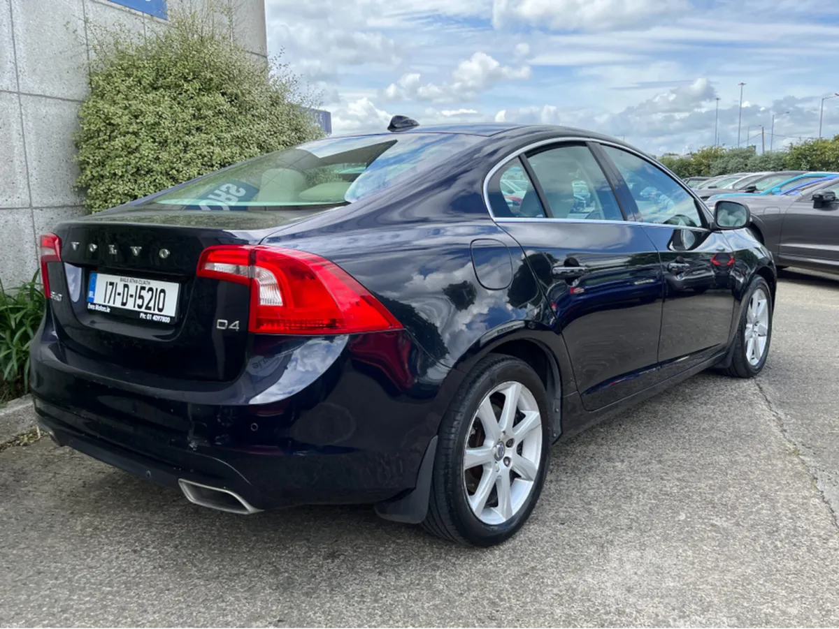 Volvo S60 D4 SE LUXURY //LOW MILES//FULL LEATHER S - Image 4