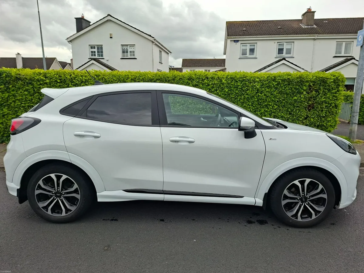 211 Ford Puma ST Line 1.0L Petrol Mild Hybrid - Image 1